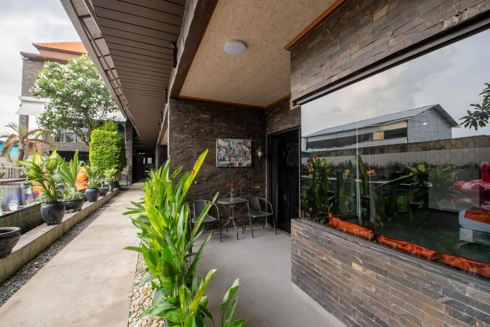 L'Amore Hotel Seminyak Indonesia
