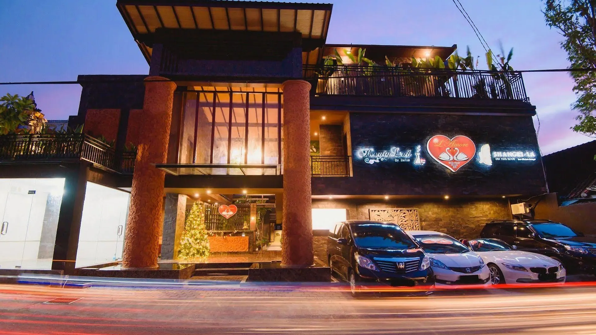L'Amore Hotel Seminyak